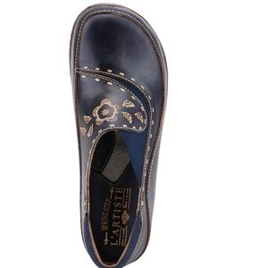 Spring Step L’Artiste Burbank